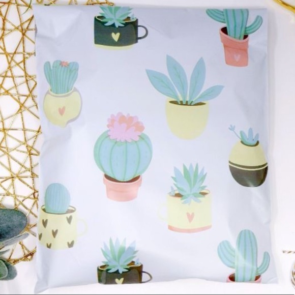 25 10X13 Succulent Poly Mailers PRICE IS FIRM - Picture 2 of 3